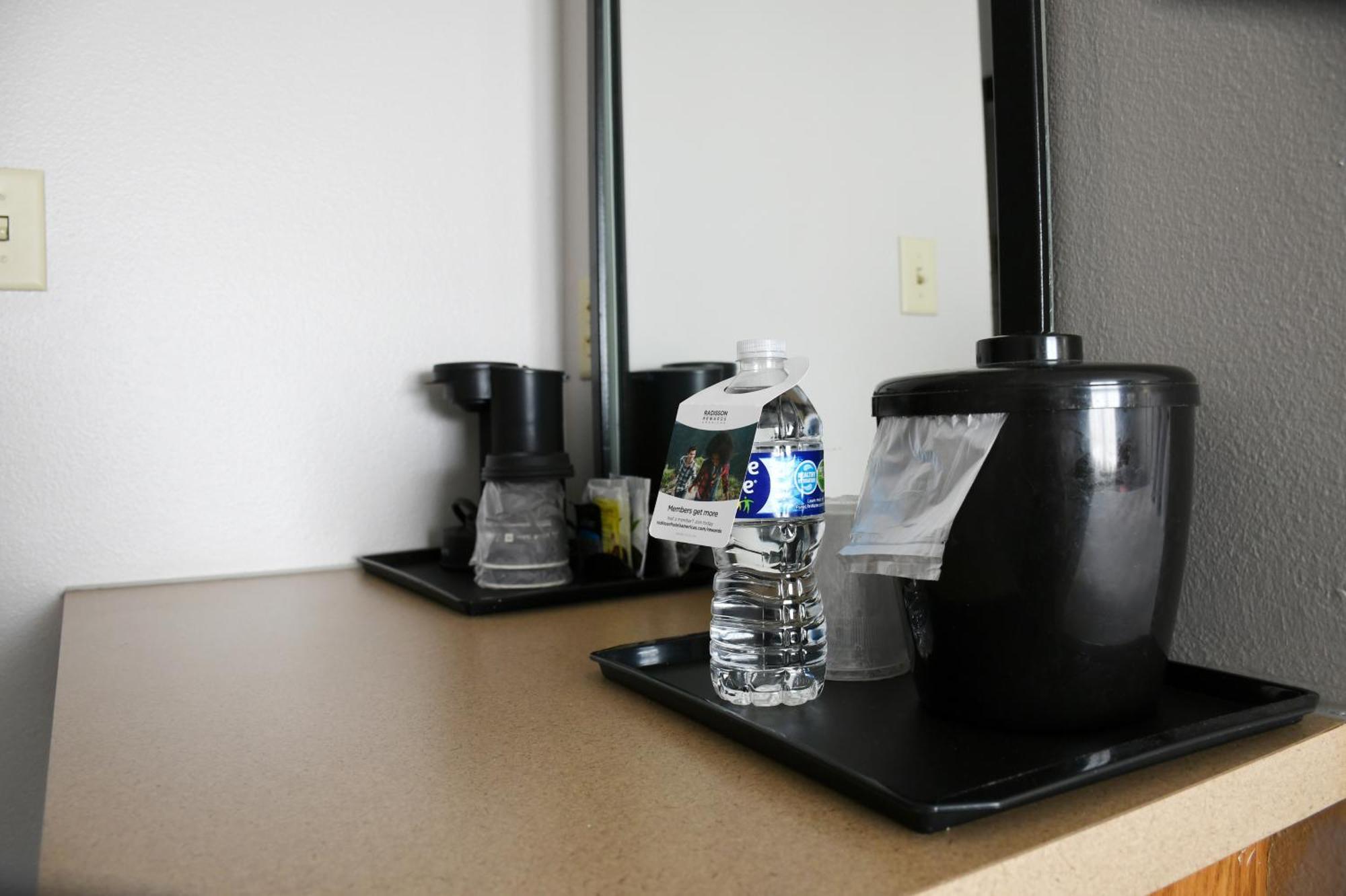 Country Inn & Suites By Radisson, Fort Dodge, Ia Exteriör bild